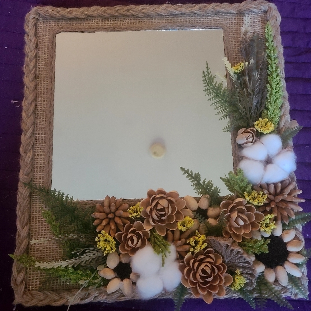 Home decor - Picture 3 of 3